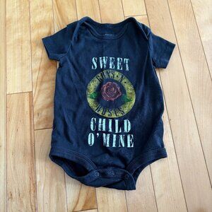 GUNS N ROSES - baby bodysuit black size M ?6-12 months